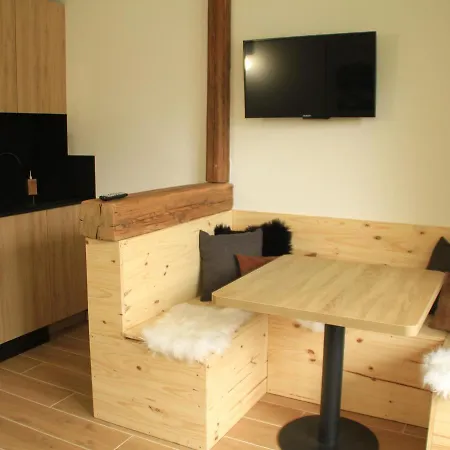 Studio Châtel, 1 Pièce, 4 Personnes - Fr-1-200-359 Appartement *